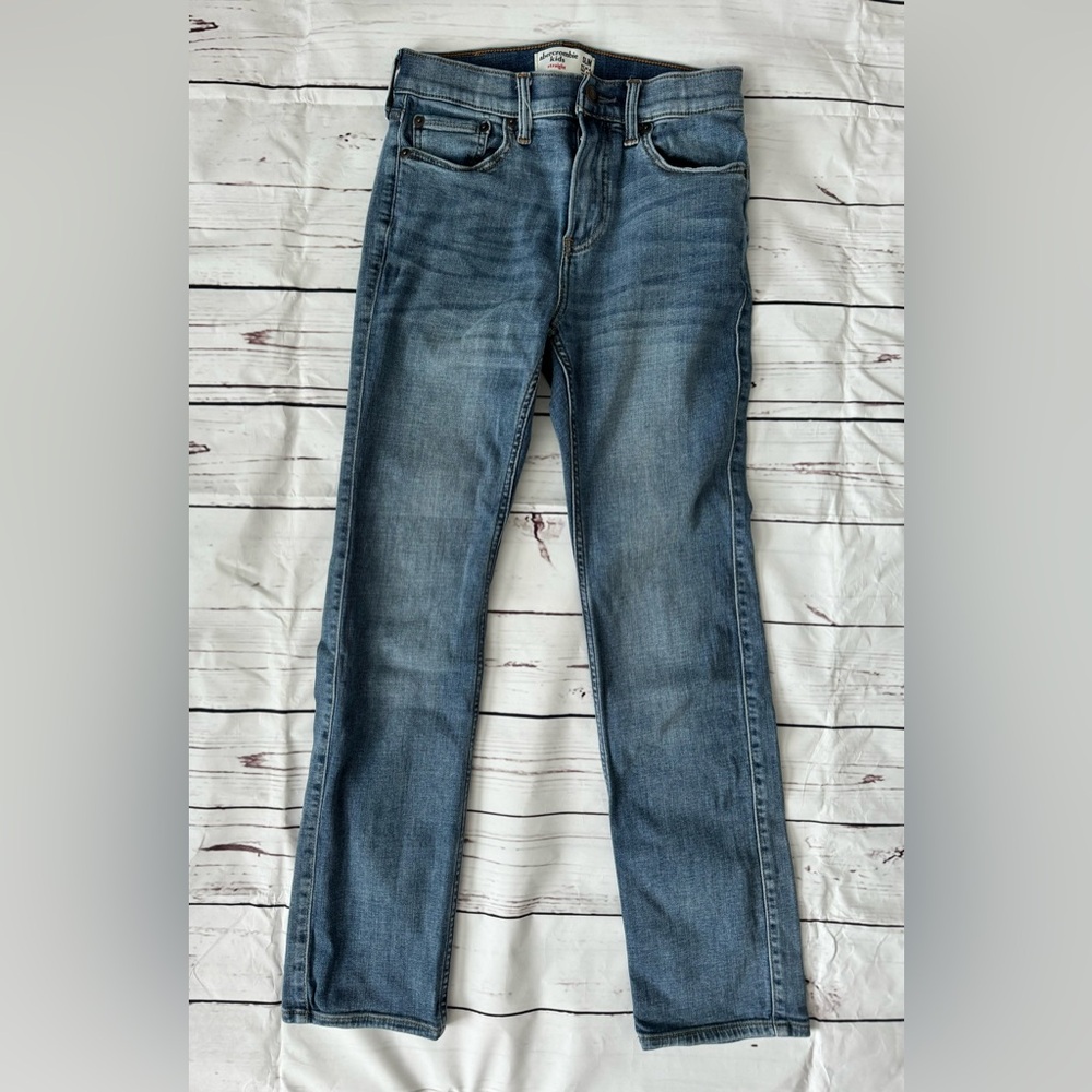 Boys Abercrombie kids straight slim fit jeans.